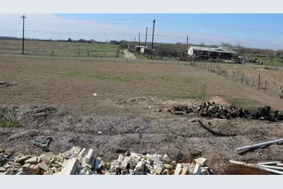 1700 Williamson Road, Lockhart, TX 78644 - Photo 3