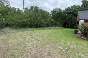 1303 Falcon Cove, Austin, TX 78745 - Photo 5