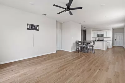 323 Tolo Drive, Elgin, TX 78621 - Photo 13