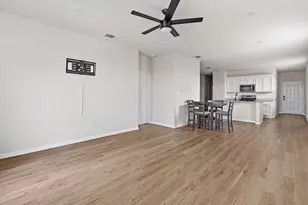 323 Tolo Dr, Elgin, TX 78621 - Photo 13