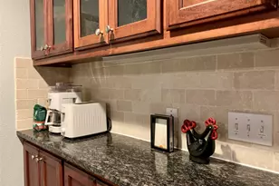 407 E 45th St, Austin, TX 78751 - Photo 15