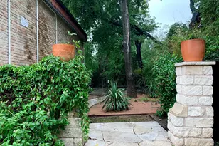 407 E 45th St, Austin, TX 78751 - Photo 21