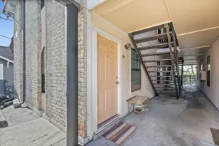 407 E 45th St, Austin, TX 78751 - Photo 13