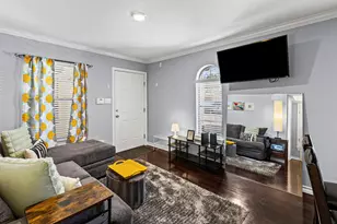 407 E 45th St, Austin, TX 78751 - Photo 3