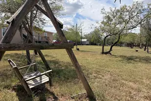 256 High Ridge Meadows Dr, Gonzales, TX 78629 - Photo 29