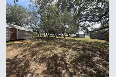 256 High Ridge Meadows Drive, Gonzales, TX 78629 - Photo 25