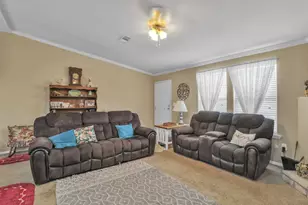 256 High Ridge Meadows Dr, Gonzales, TX 78629 - Photo 15