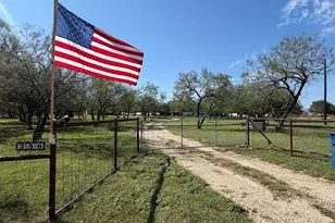 256 High Ridge Meadows Dr, Gonzales, TX 78629 - Photo 1