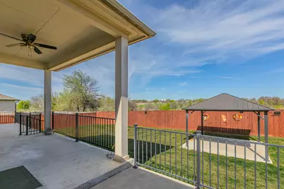 300 Magan Lane, Jarrell, TX 76537 - Photo 25
