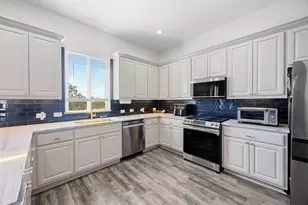 9008 Hobby Ln, Jonestown, TX 78645 - Photo 13