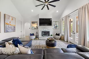 9008 Hobby Ln, Jonestown, TX 78645 - Photo 9