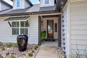 9008 Hobby Ln, Jonestown, TX 78645 - Photo 5