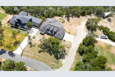 9008 Hobby Lane, Jonestown, TX 78645 - Photo 35