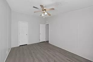 10512 Hibbs Ln, Manor, TX 78653 - Photo 21