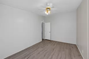 10512 Hibbs Ln, Manor, TX 78653 - Photo 19