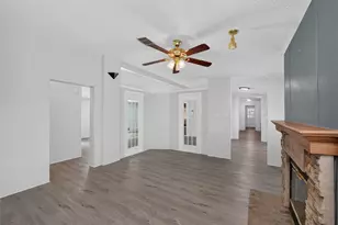 10512 Hibbs Ln, Manor, TX 78653 - Photo 9