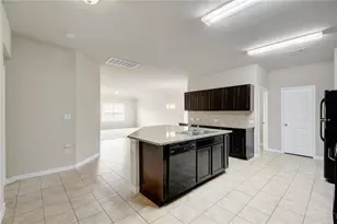 5817 Roderick Dr, Austin, TX 78724 - Photo 9