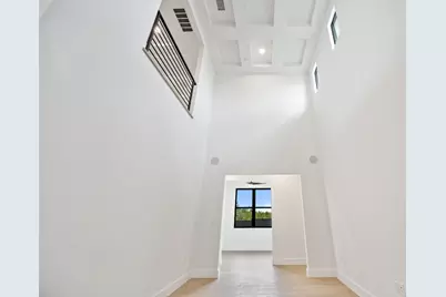 10105 Cressida Bend, Austin, TX 78730 - Photo 5