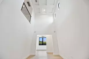 10105 Cressida Bnd, Austin, TX 78730 - Photo 5