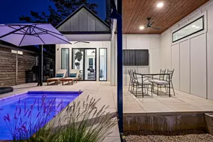 2104 E 2nd St, Austin, TX 78702 - Photo 33