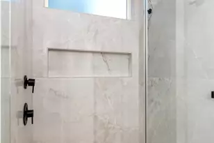 2104 E 2nd St, Austin, TX 78702 - Photo 19