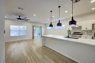 5107 Delores Ave, Austin, TX 78721 - Photo 3