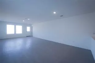 308 Cowpoke Dr, Jarrell, TX 76537 - Photo 11