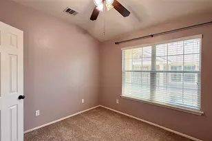 1900 Scofield Ridge Pkwy, Austin, TX 78727 - Photo 11