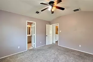 1900 Scofield Ridge Pkwy, Austin, TX 78727 - Photo 13