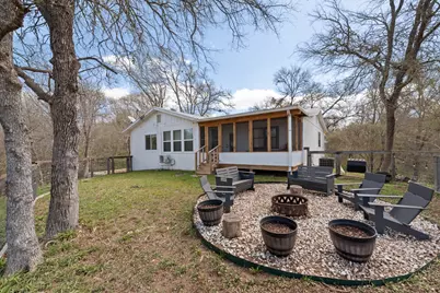 2646 Fm 1704, Elgin, TX 78621 - Photo 23