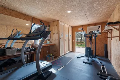 2646 Fm 1704, Elgin, TX 78621 - Photo 25