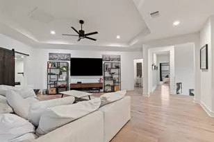 302 Lodestone Ln, Austin, TX 78738 - Photo 23