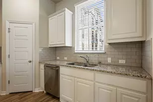 2202 Dillon Pond Ln, Pflugerville, TX 78660 - Photo 11