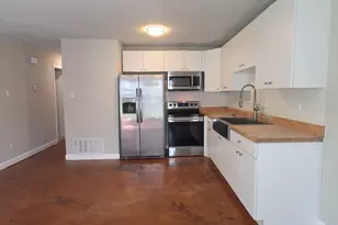 2403 La Casa Dr, Austin, TX 78704 - Photo 5