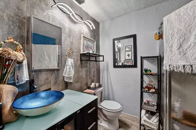 5227 Meadow Creek Drive, Austin, TX 78745 - Photo 21