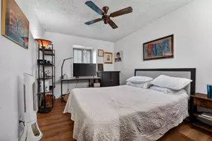 5227 Meadow Creek Dr, Austin, TX 78745 - Photo 19
