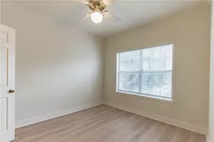 2100 San Gabriel St, Austin, TX 78705 - Photo 13