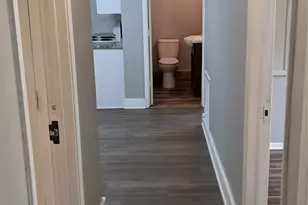 204 3rd St, San Marcos, TX 78666 - Photo 15