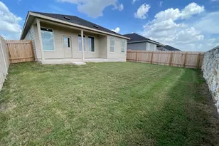 433 Sormonne Loop, Kyle, TX 78640 - Photo 3