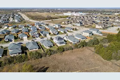 316 Insider Loop, Elgin, TX 78621 - Photo 37