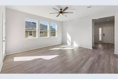 316 Insider Loop, Elgin, TX 78621 - Photo 9