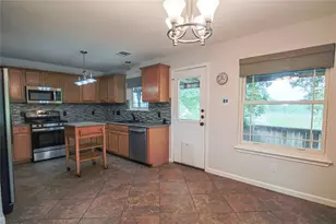 1109 Traci Michelle Dr, Pflugerville, TX 78660 - Photo 11