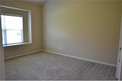 1810 Hidden Springs Path, Round Rock, TX 78665 - Photo 5