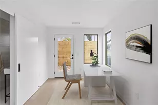 700 Denson Dr, Austin, TX 78752 - Photo 15