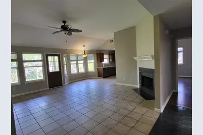512 Maplecreek Drive, Leander, TX 78641 - Photo 3