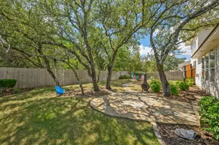 8901 Ovalla Dr, Austin, TX 78749 - Photo 33