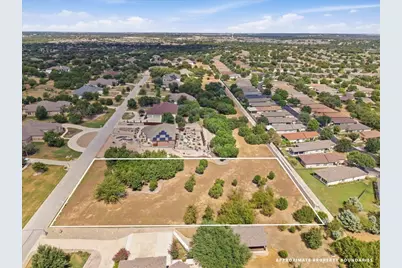 232 Standing Oak Drive, Georgetown, TX 78633 - Photo 7