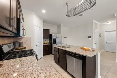 6521 Kauai Lane, Austin, TX 78744 - Photo 7