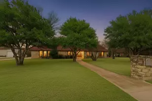 308 Ashwood Ln, Georgetown, TX 78628 - Photo 3