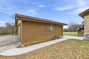 308 Ashwood Ln, Georgetown, TX 78628 - Photo 31